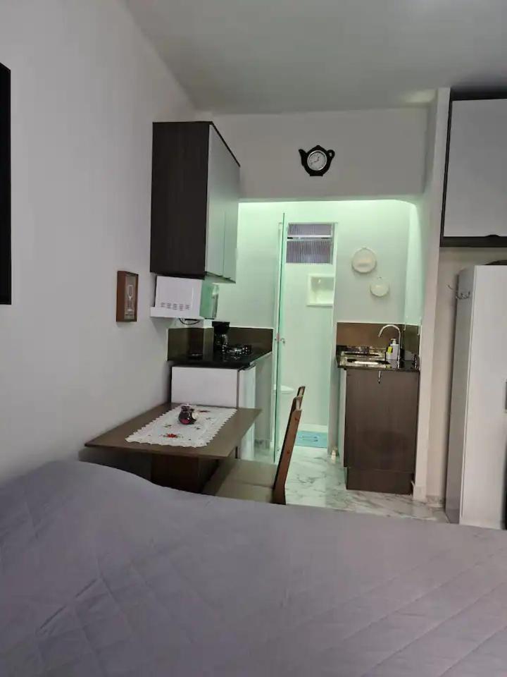 Apartamento Tipo Com Uma Linda Sacada